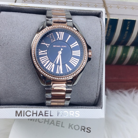 Michael Kors Navy Silver Rose gold kacie watch - Picture 6 of 8